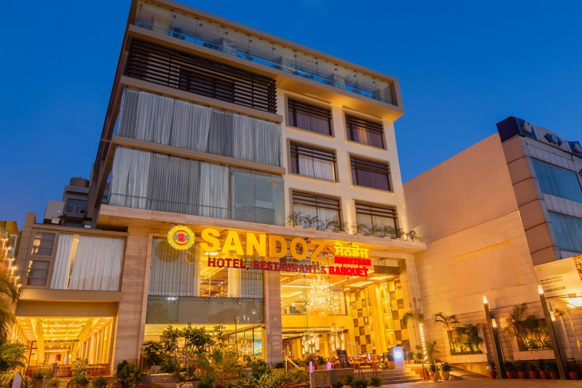Sandoz Amritsar Near Golden Temple Eksteriør billede